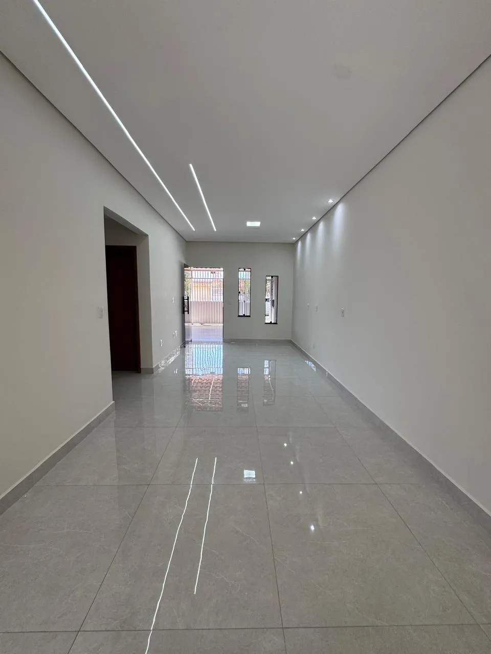 Vendo casa na Quadra 404, Recanto das Emas, Aceita Financiamento. — foto 1